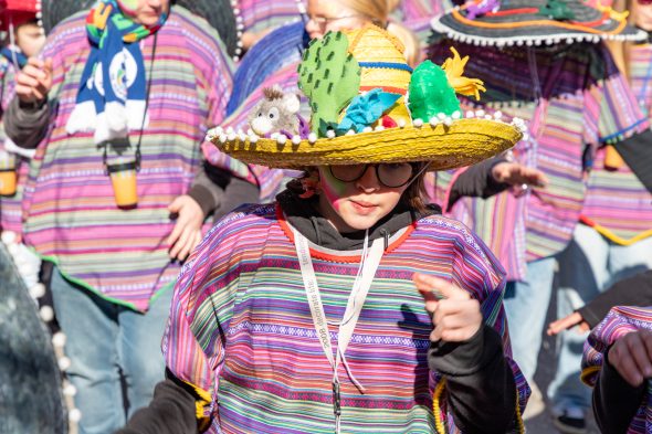 Rosenmontagszug in Eupen