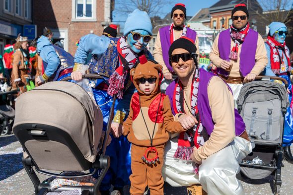 Rosenmontagszug in Eupen