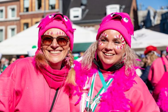 Rosenmontagszug in Eupen