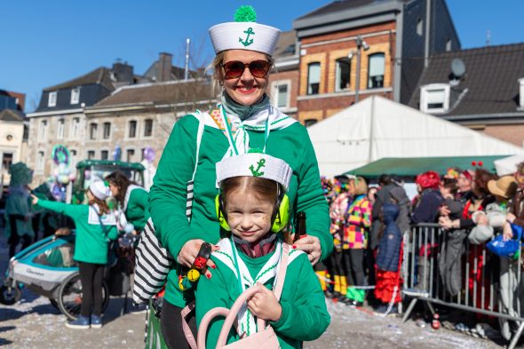 Rosenmontagszug in Eupen