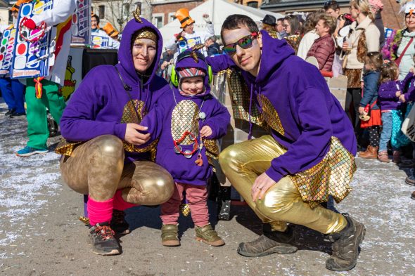 Rosenmontagszug in Eupen