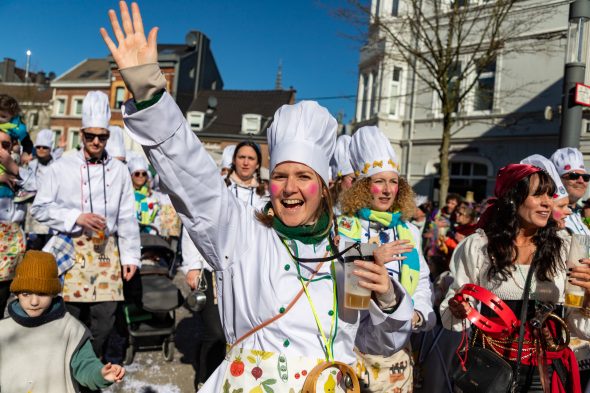 Rosenmontagszug in Eupen