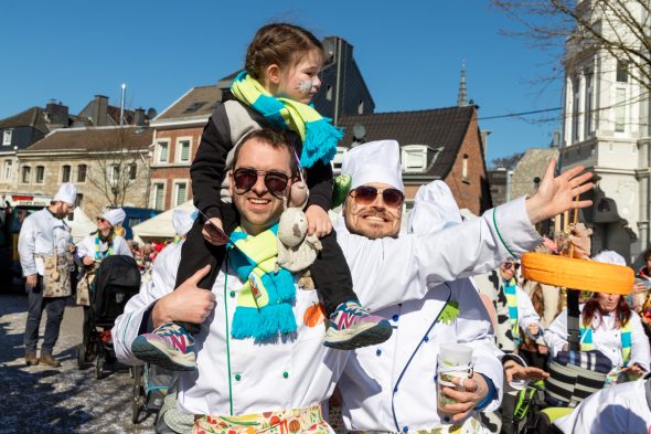 Rosenmontagszug in Eupen