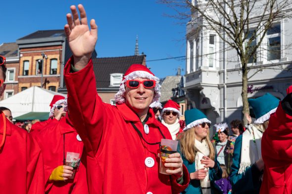 Rosenmontagszug in Eupen