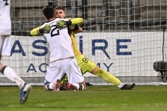 Tom Roufosse und Yentl Van Genechten beim Spiel am Samstagabend - Die AS besiegte Francs Borains mit 3:1