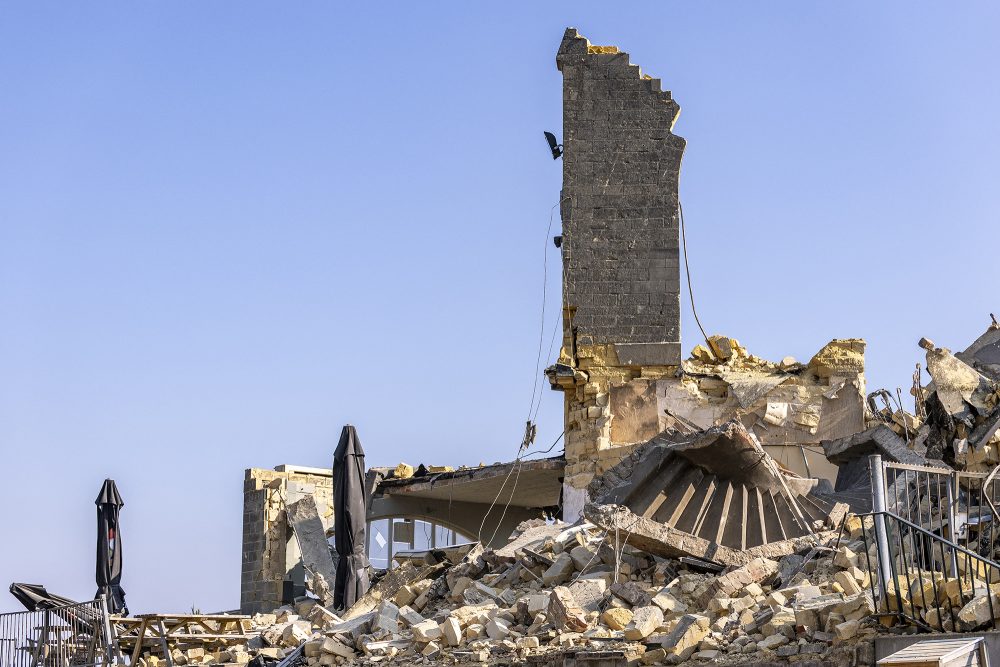 Dieses Foto zeigt die Stelle, an der der Wilhelmina-Aussichtsturm in Valkenburg einstürzte