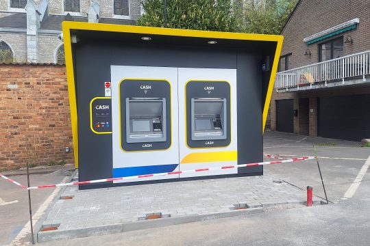 Der neue Batopin-Geldautomat in der Eupener Unterstadt