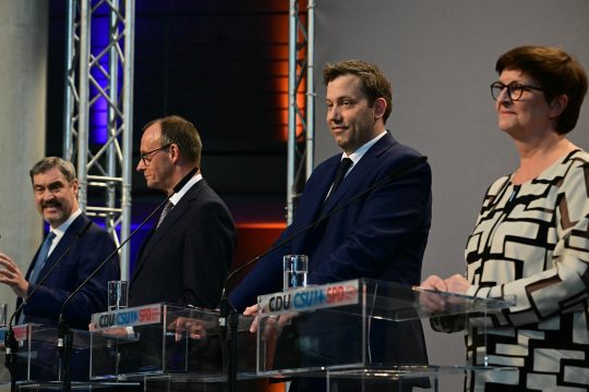 Markus Söder (CSU), Friedrich Merz (CDU), Lars Klingbeil und Saskia Esken (SPD) bei der Pressekonferenz in Berlin