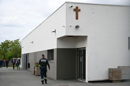 Sicherheitskräfte an der Schule Notre-Dame-de-Toutes-Aides