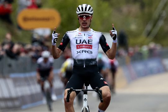 Juan Ayuso gewinnt die siebte Giro-Etappe