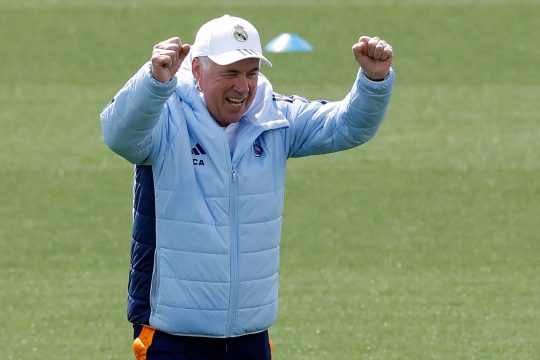 Carlo Ancelotti beim Training mit Real Madrid am Samstag