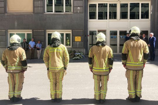 Gedenkfeier für die getöteten Feuerwehrleute