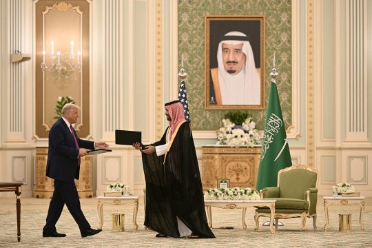 Mohammed bin Salman tauscht Dokumente mit Donald Trump