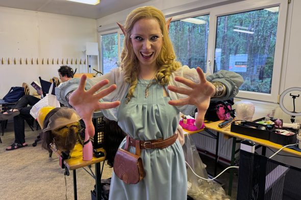 Schauspielerin Sophie Janssens ist die Elfe Keelin