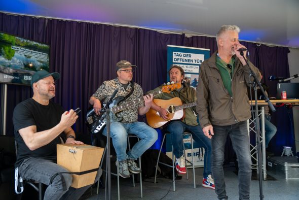 Eupen Musik Marathon - Sonntag - Whities on the Moon