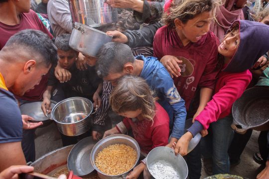 Die hungerleidenden Menschen in Gaza brauchen dringend Lebensmittel