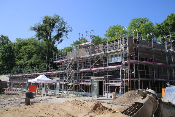 Das neue Gebäude im Bau