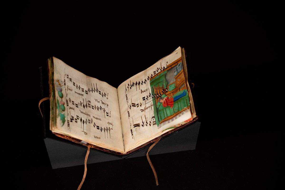 Exponate in der Ausstellung des KBR Museums