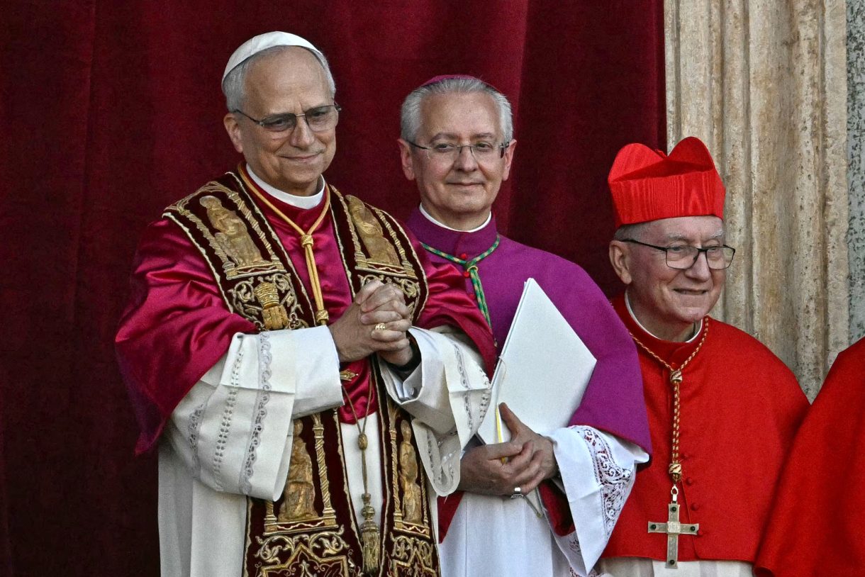 Der neue Papst Leo XIV. auf dem Balkon der Petersbasilika
