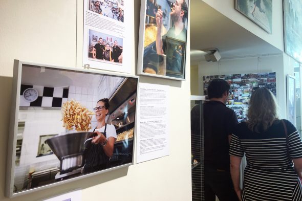 Neue Fotos aus der Frittenkultur der DG hängen bereits jetzt schon im Micro-Frittenmuseum in Forest