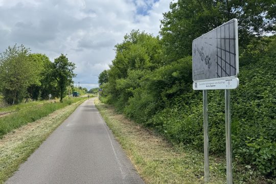 Kunstinstallation am Wegesrand