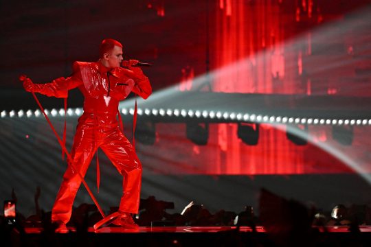 Red Sebastian im Halbfinale des ESC 2025
