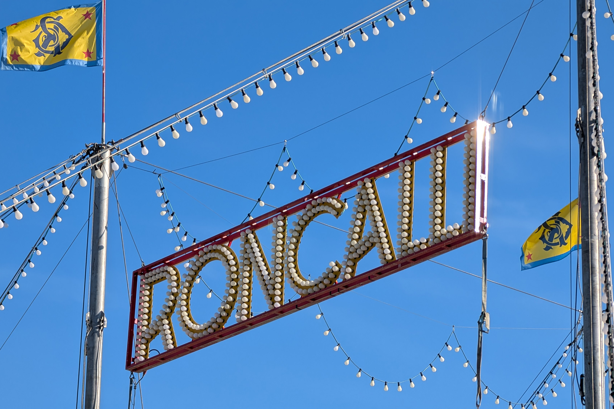 Der-Countdown-l-uft-Circus-Theater-Roncalli-zu-Gast-in-Aachen