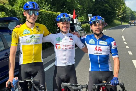 Michiel Hielen, David Haverdings und Olivier Godfroid im Ziel