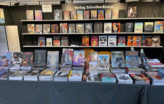 Bücherstand des Verlags Schreiber & Leser auf einer Buchmesse