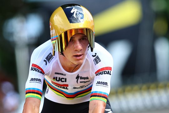 Remco Evenepoel während des Zeitfahrens bei den Belgischen Radsportmeisterschaften