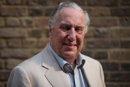 Der britische Schriftsteller Frederick Forsyth ist im Alter von 86 Jahren gestorben