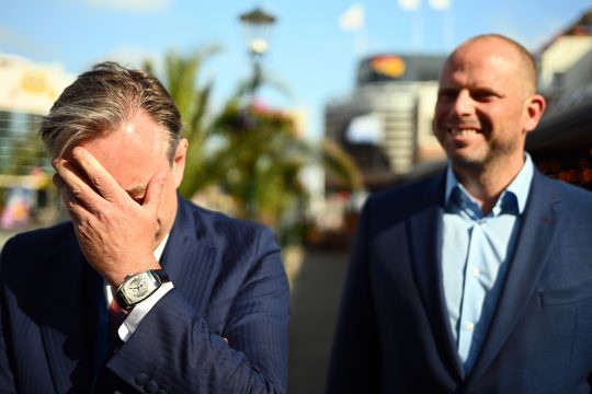 Premier Bart De Wever und Verteidigungsminister Theo Francken in Den Haag