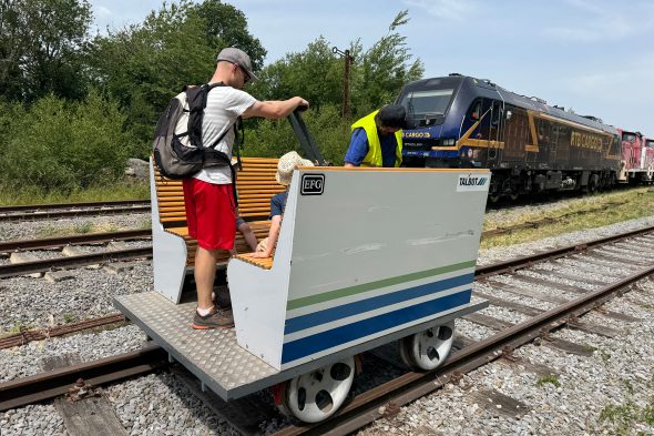Historische Bahnfahrt und Bahnhofsfest in Raeren