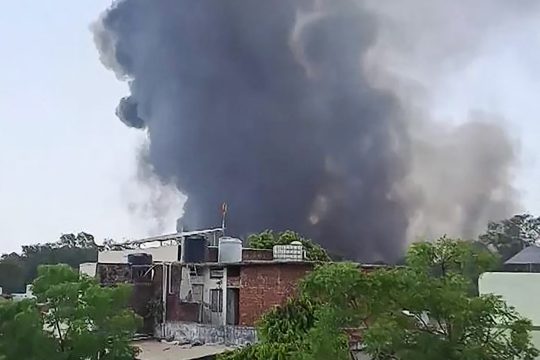 Flugzeugabsturz in Indien: An Bord waren über 240 Menschen