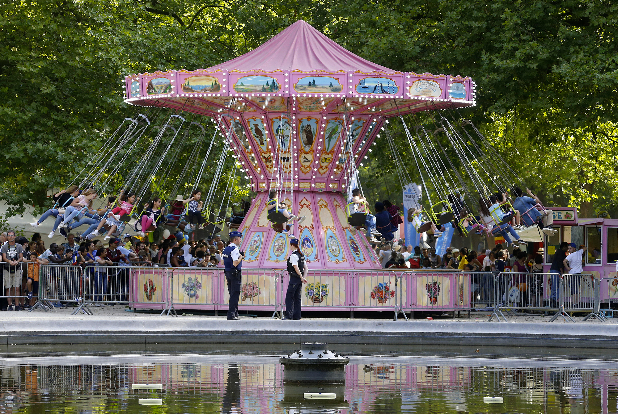 L-tticher-Oktoberkirmes-mit-Versp-tung-er-ffnet