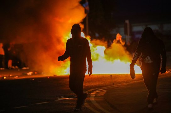 Wieder Ausschreitungen in Nordirland