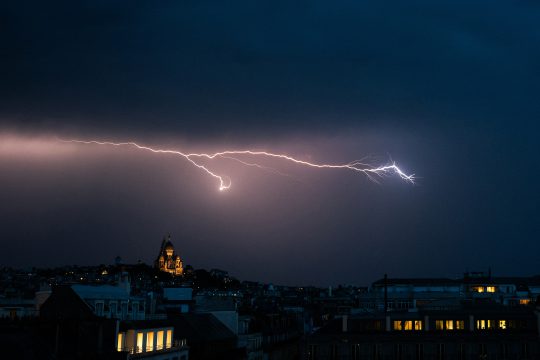 Unwetter über Frankreich, Gewitter auch in Paris am 25. Juni 2025