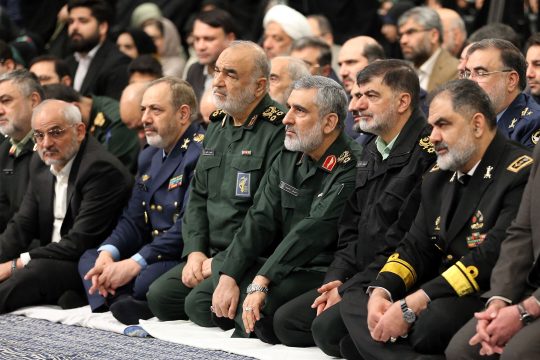 Mehrere Vertreter der Islamische Revolutionsgarde