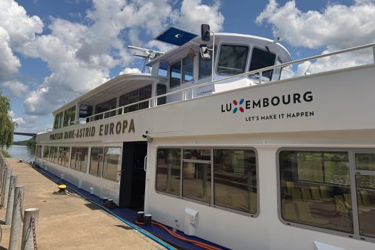 Das Schiff "Prinzessin Marie-Astrid Europa" in Schengen