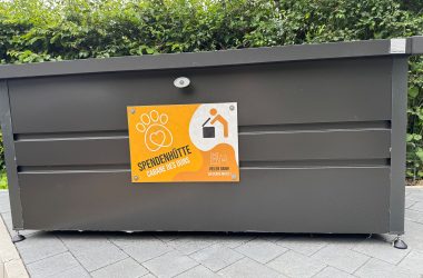Die "Spendenhütte" des Tierheims Eupen