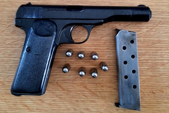 Die Waffe, die die Polizei entdeckt hat