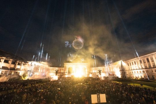 Die "Belgian Party" in Brüssel zum Nationalfeiertag mit Konzerten, Lichtershow und Feuerwerk