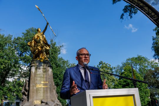Flanderns Ministerpräsident Matthias Diependaele bei seiner Ansprache zum Tag der Flämischen Gemeinschaft in Kortrijk