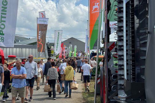 Besucher auf der Landwirtschaftsmesse Libramont