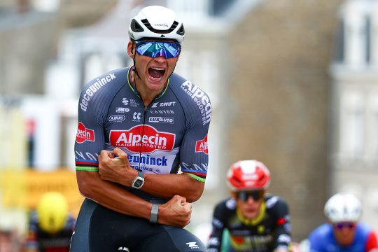 Tour de France 2025: Mathieu van der Poel gewinnt zweite Etappe