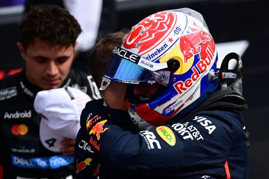 Max Verstappen schnappt sich die Pole Position in Silverstone