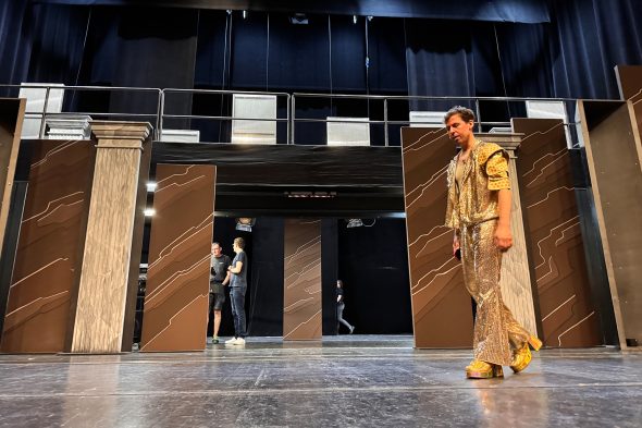 Schauspieler Raphael-Christoph Grosch im Theater Trier - Proben