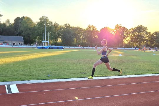 Ronja Van Kerckhoven beim Leichtathletikmeeting in Reusel am 4. Juli 2025
