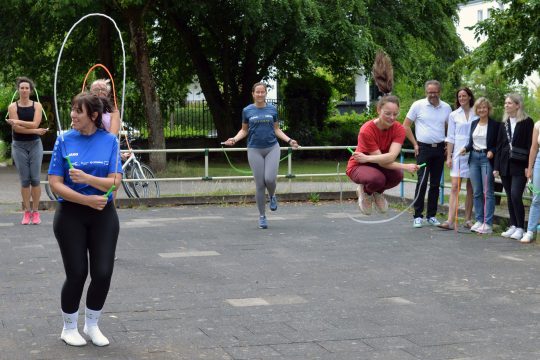 Springseilspringen im Ferberpark