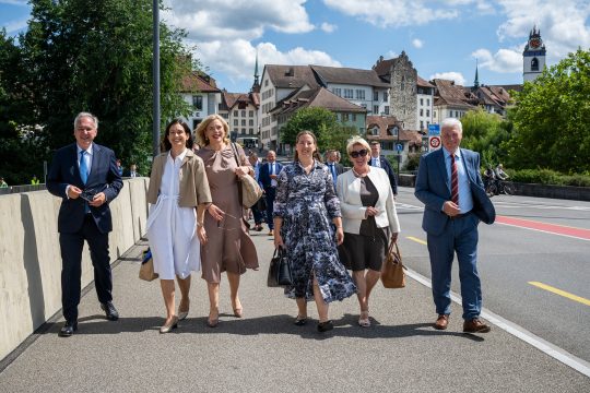Die Präsidenten der Parlamente der deutschsprachigen Länder auf dem Weg zum Zentrum für Demokratie in Aarau